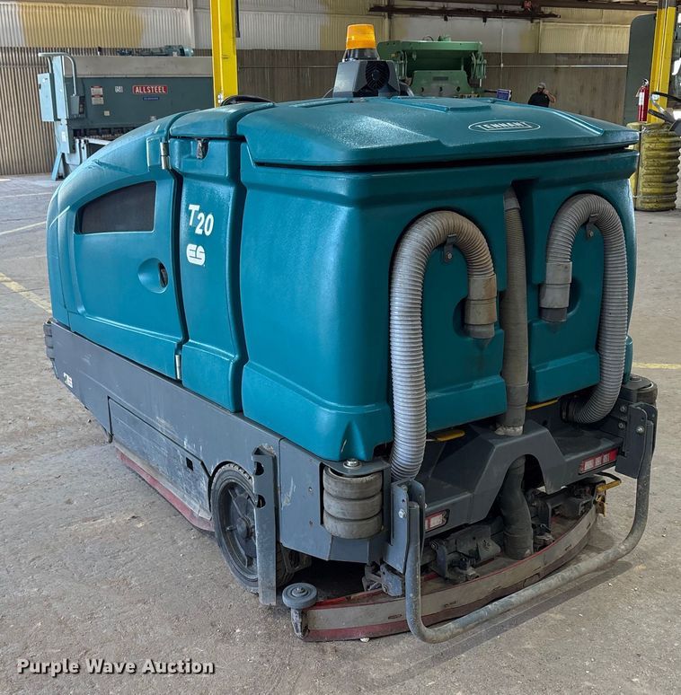 image for item EU4671 Tennant T20 floor scrubber