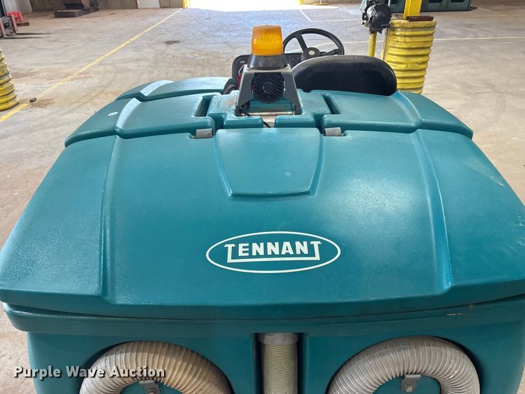 image for item EU4671 Tennant T20 floor scrubber