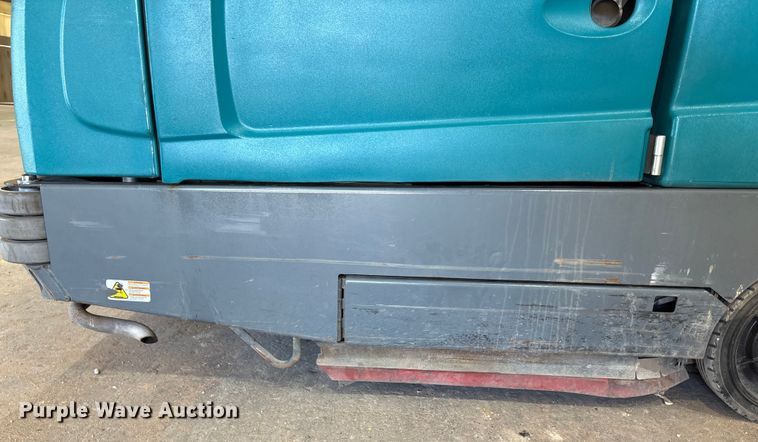 image for item EU4671 Tennant T20 floor scrubber