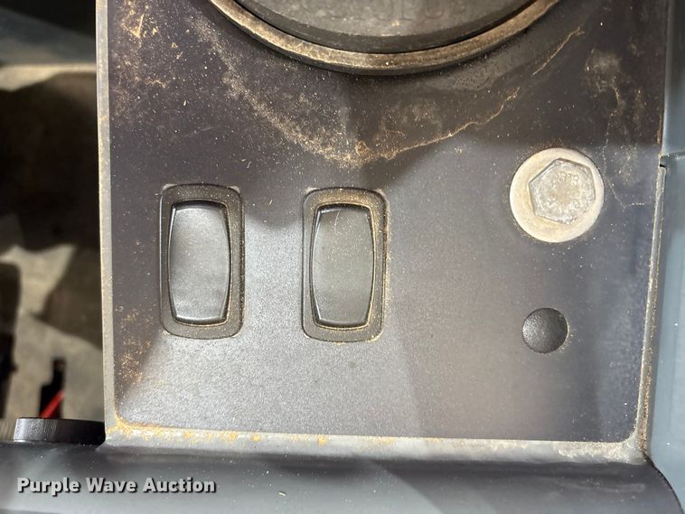 image for item EU4671 Tennant T20 floor scrubber