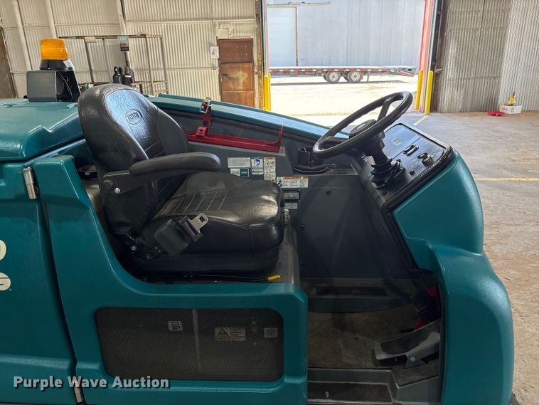 image for item EU4671 Tennant T20 floor scrubber