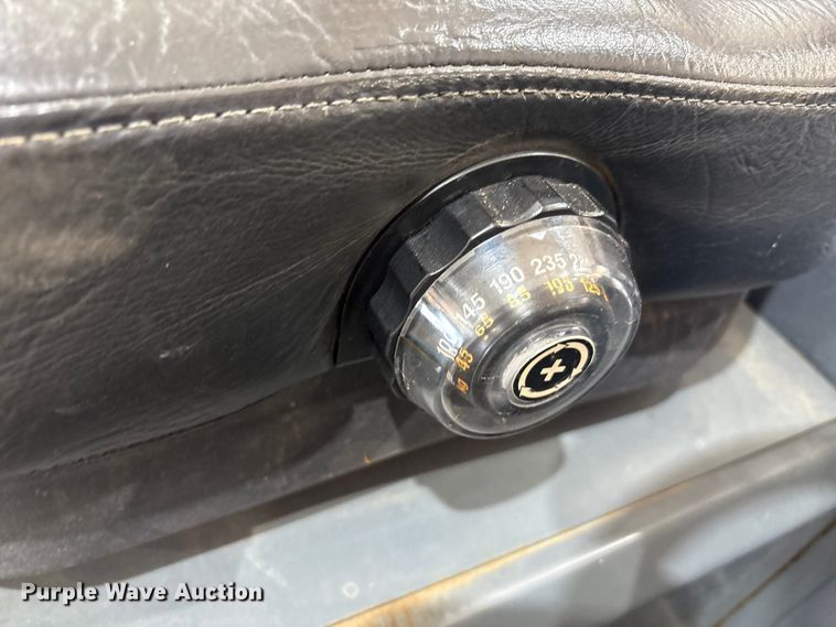 image for item EU4671 Tennant T20 floor scrubber