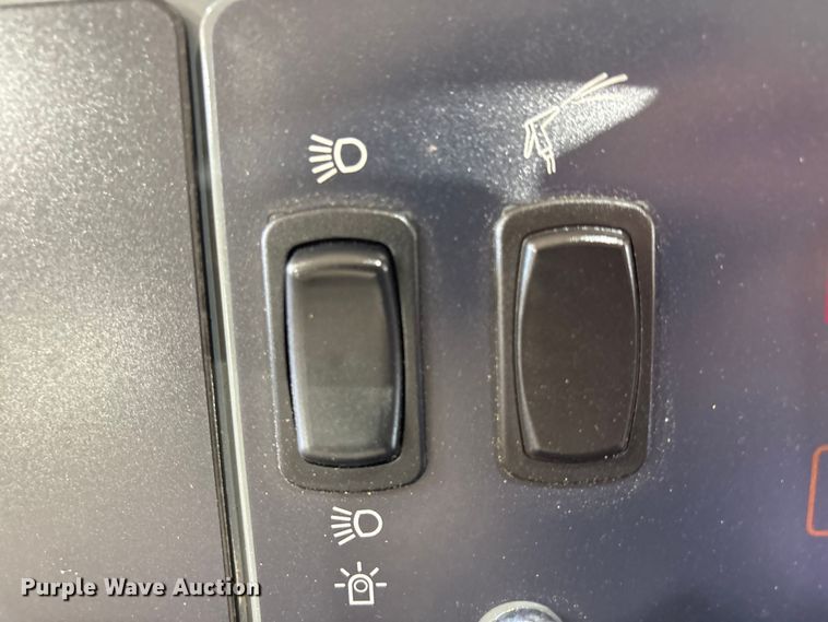 image for item EU4671 Tennant T20 floor scrubber