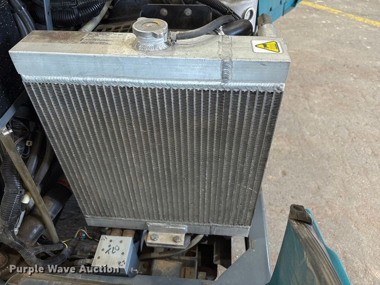 image for item EU4671 Tennant T20 floor scrubber