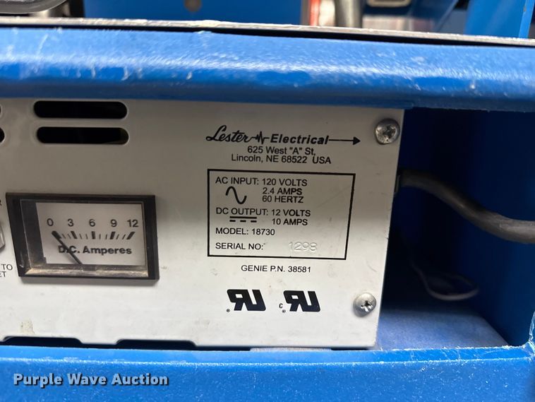 image for item EU5003 2005 Genie AWP-25S vertical lift