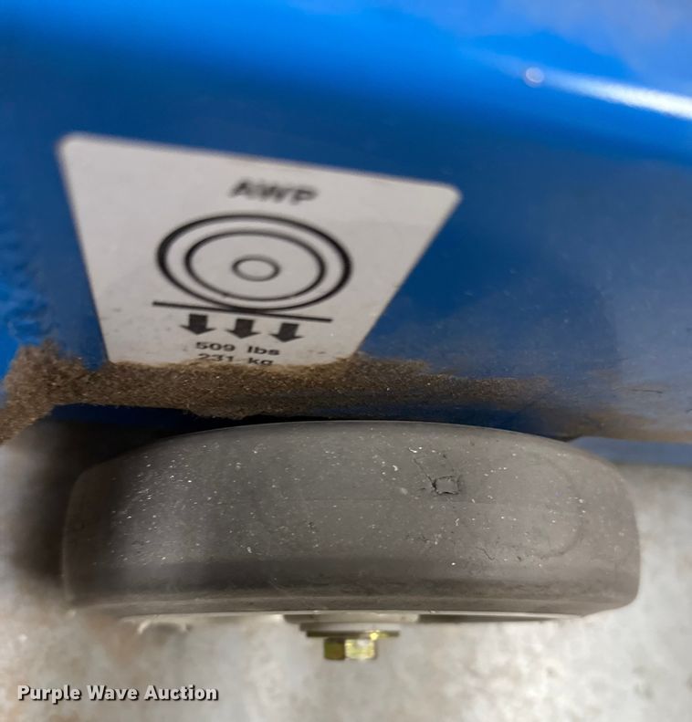 image for item EU5003 2005 Genie AWP-25S vertical lift