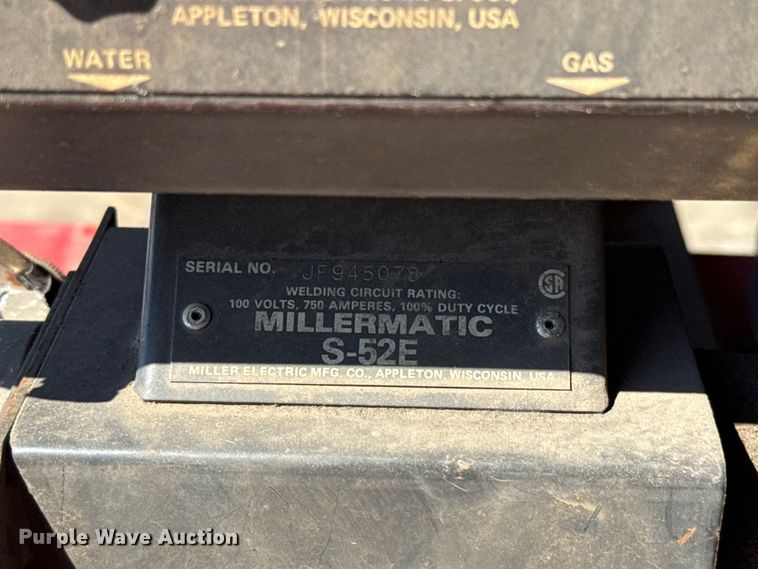 image for item EU5004 Lincoln Electric Idealarc DC-600 welder