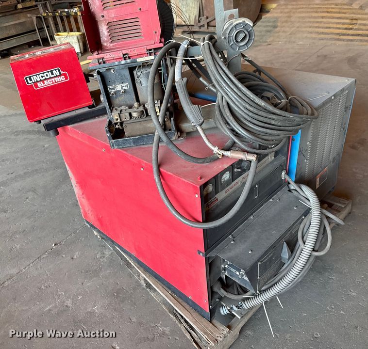 image for item EU5006 Lincoln Electric Idealarc DC-600 welder