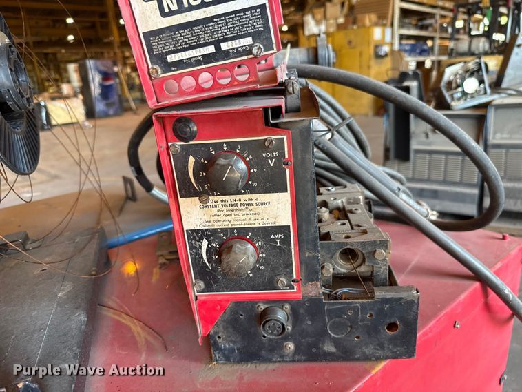 image for item EU5006 Lincoln Electric Idealarc DC-600 welder