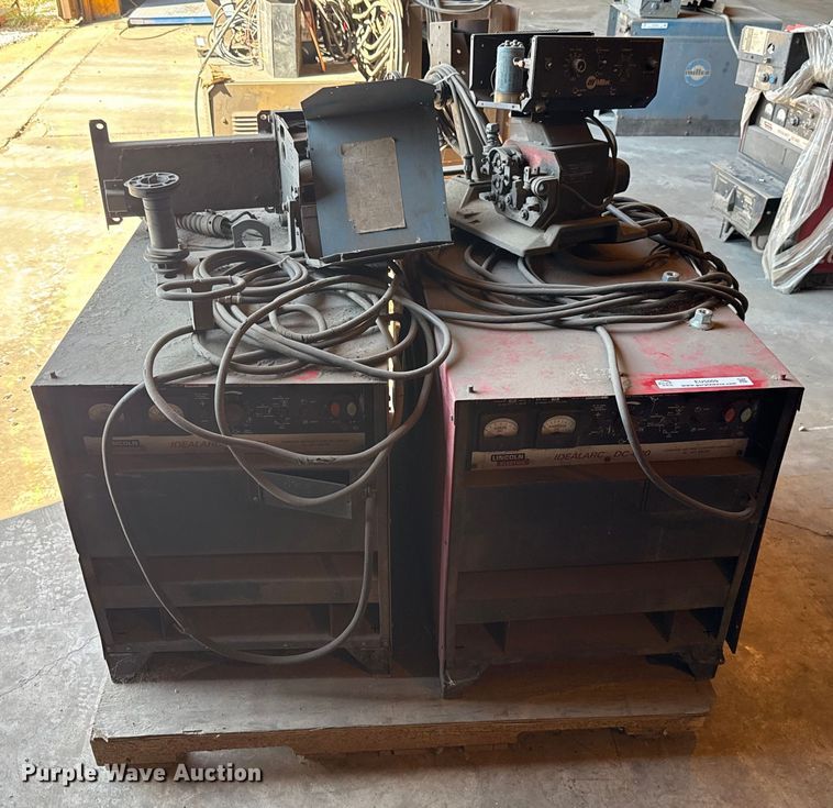 image for item EU5009 (2) Lincoln Electric Idealarc DC-600 welders