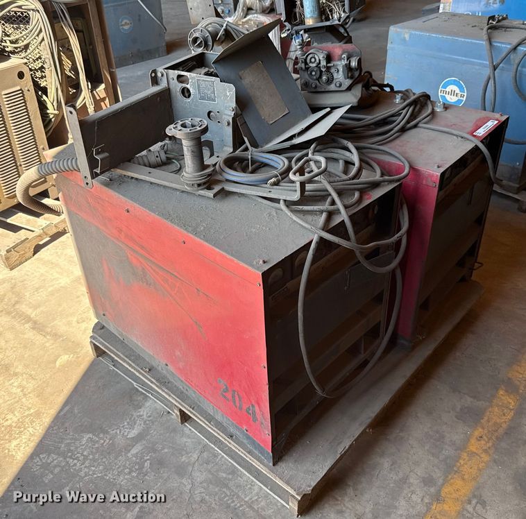image for item EU5009 (2) Lincoln Electric Idealarc DC-600 welders