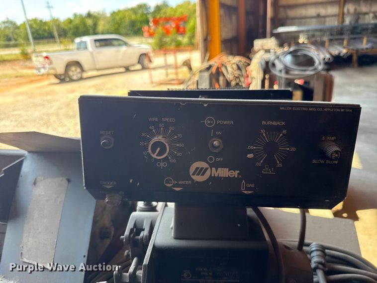 image for item EU5009 (2) Lincoln Electric Idealarc DC-600 welders