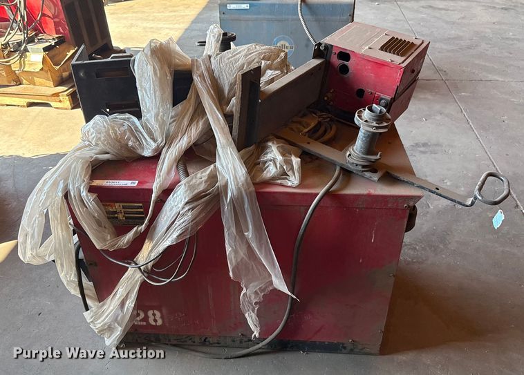 image for item EU5011 Lincoln Electric Idealarc DC-600 welder