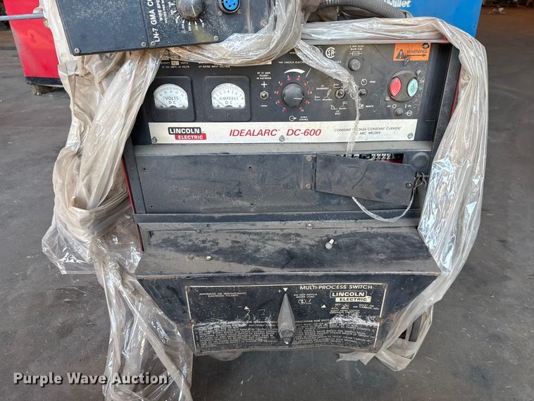 image for item EU5011 Lincoln Electric Idealarc DC-600 welder