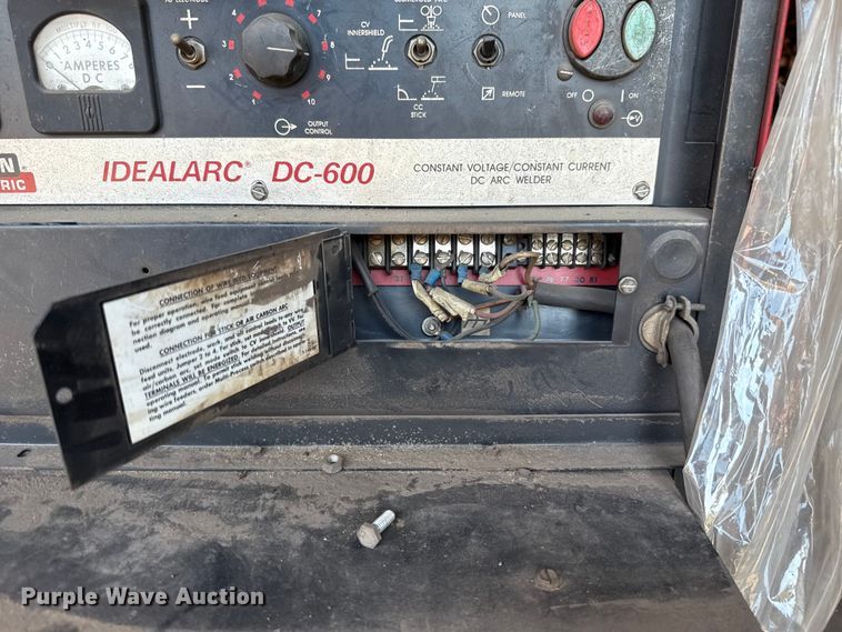 image for item EU5011 Lincoln Electric Idealarc DC-600 welder