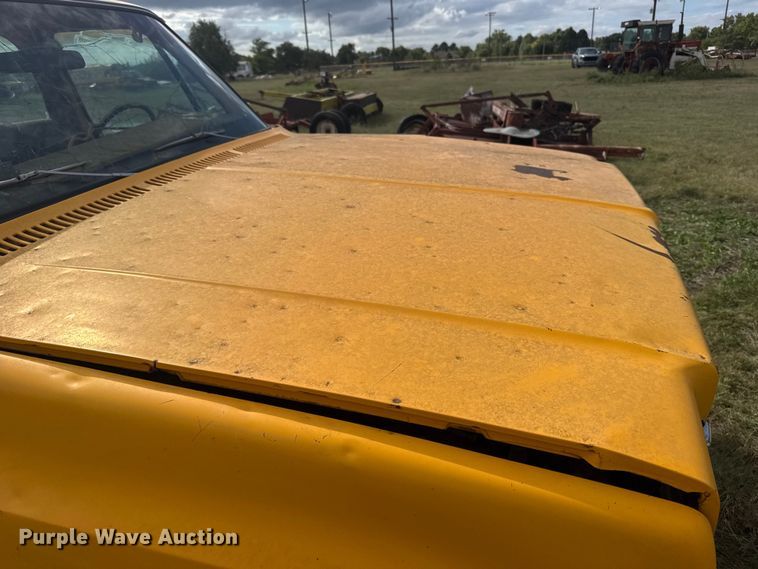 image for item EU6009 1976 Chevrolet C20 Crew Cab pickup truck