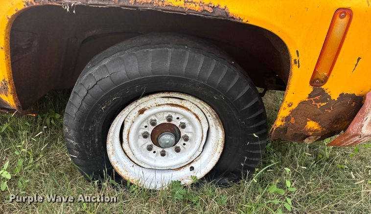 image for item EU6009 1976 Chevrolet C20 Crew Cab pickup truck