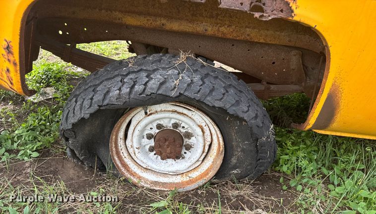 image for item EU6009 1976 Chevrolet C20 Crew Cab pickup truck