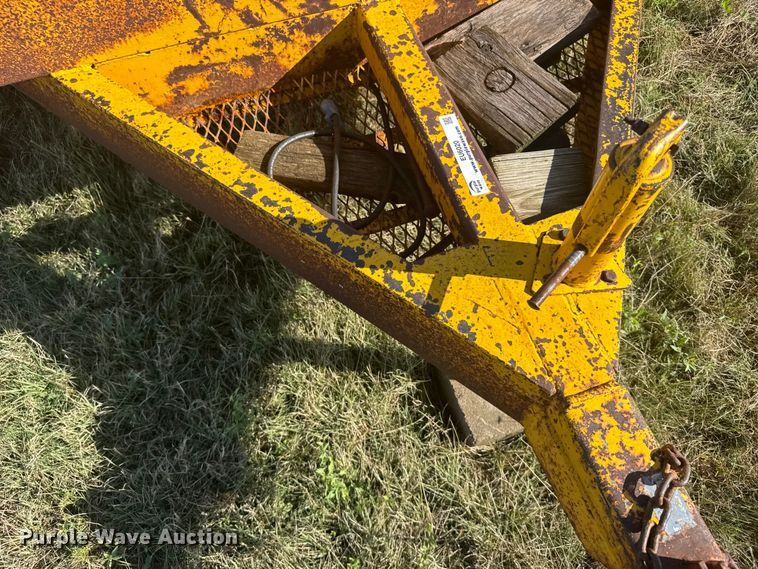 image for item EU6020 1997 Shop built equipment trailer