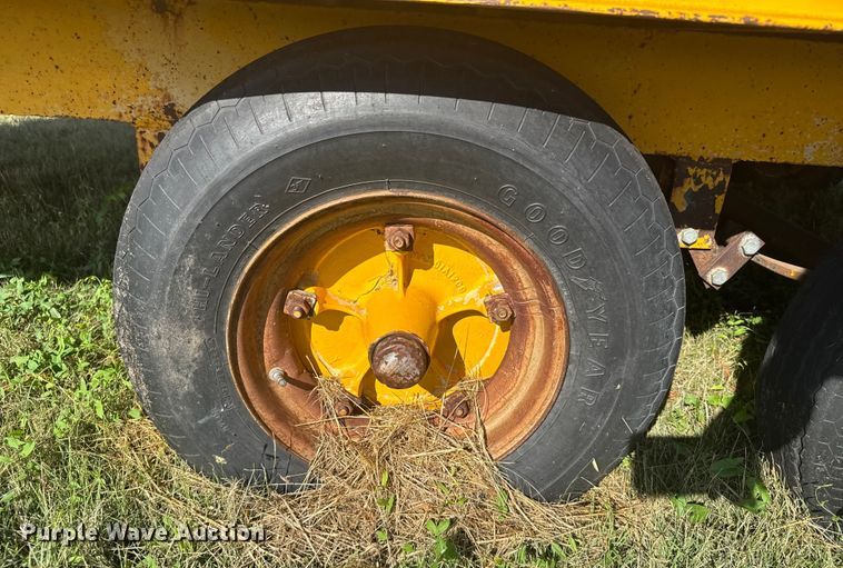 image for item EU6020 1997 Shop built equipment trailer