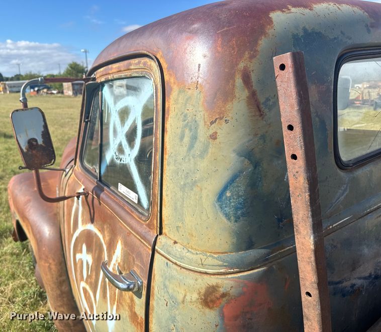 image for item EU6021 1963 Chevrolet pickup truck