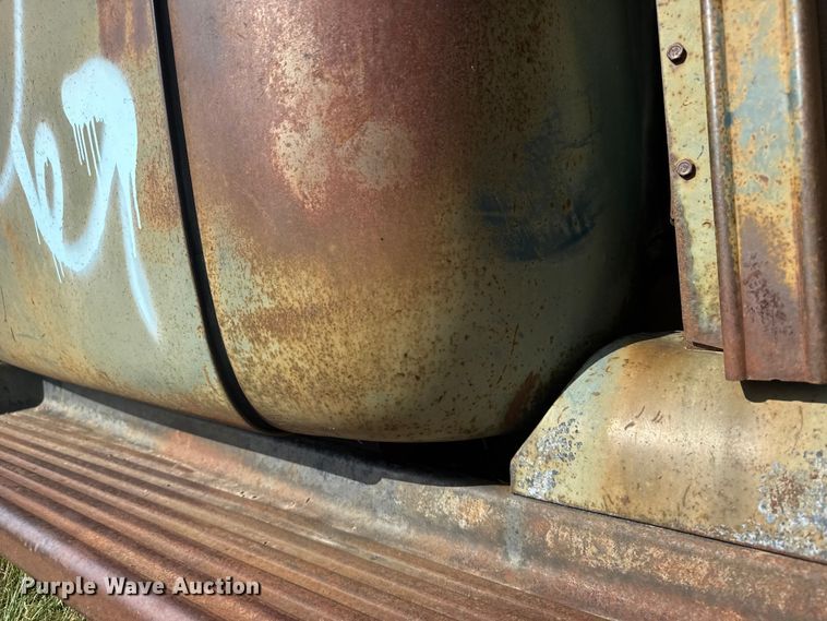 image for item EU6021 1963 Chevrolet pickup truck