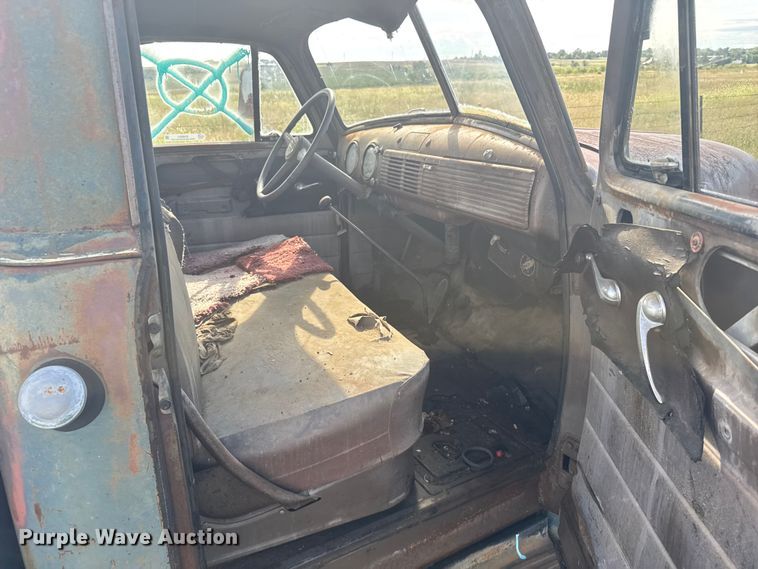 image for item EU6021 1963 Chevrolet pickup truck