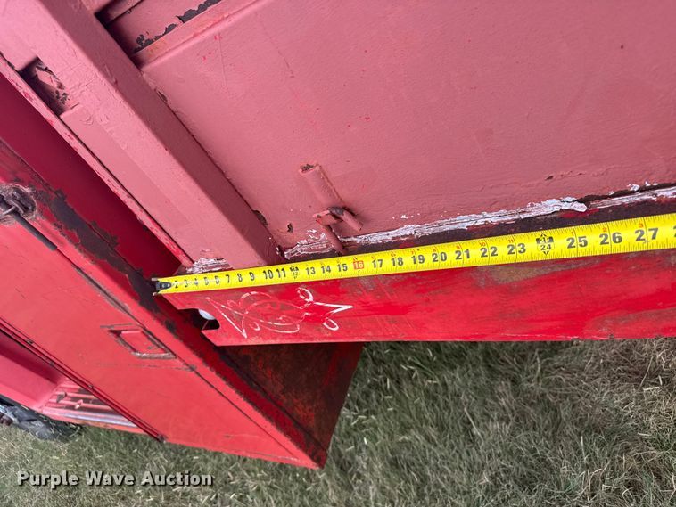 image for item EU6023 1981 GMC 6000 flatbed truck