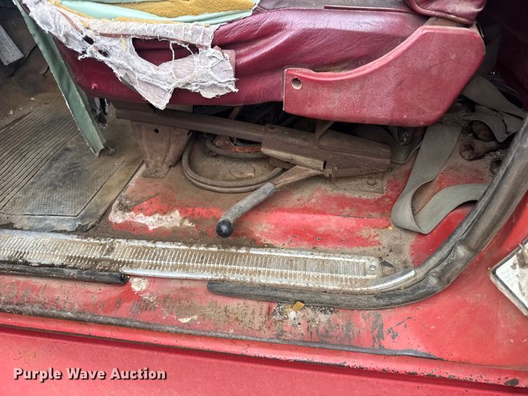 image for item EU6023 1981 GMC 6000 flatbed truck