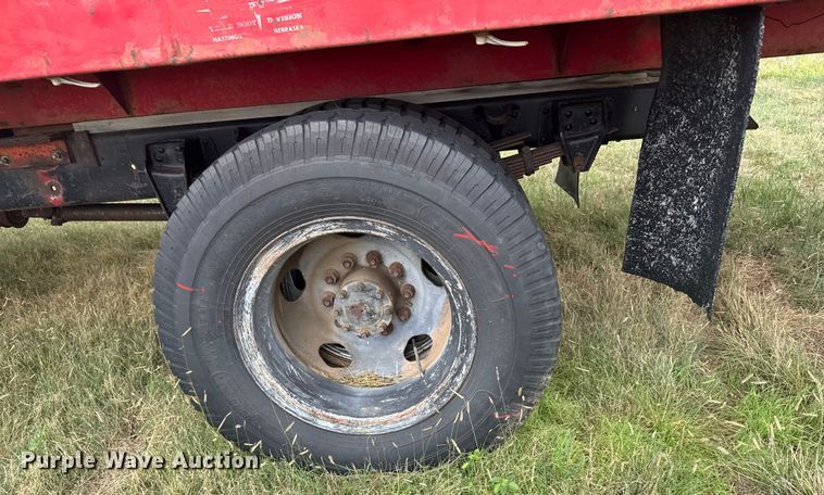 image for item EU6023 1981 GMC 6000 flatbed truck