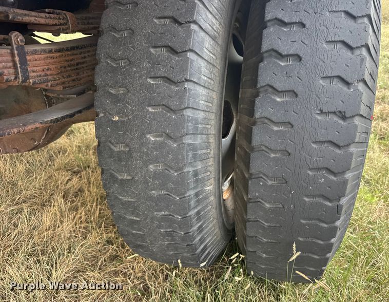 image for item EU6023 1981 GMC 6000 flatbed truck