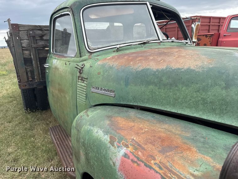 image for item EU6024 1948 Chevrolet flatbed truck