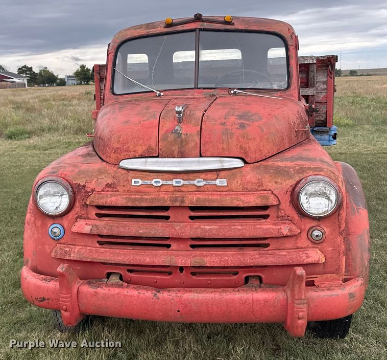 image for item EU6025 1948 Dodge flatbed truck