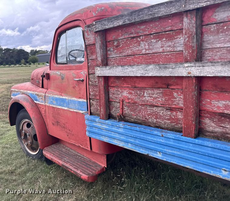 image for item EU6025 1948 Dodge flatbed truck