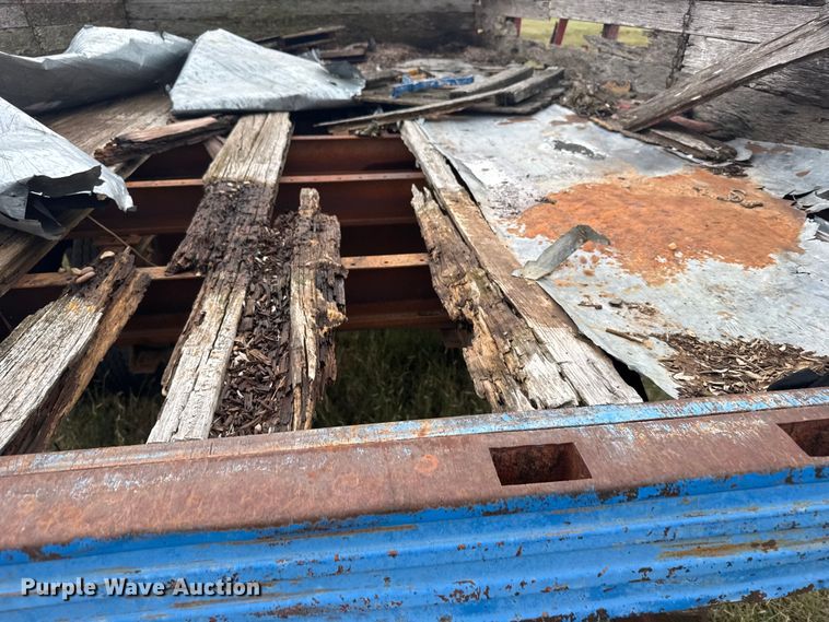 image for item EU6025 1948 Dodge flatbed truck