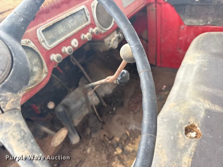 image for item EU6025 1948 Dodge flatbed truck