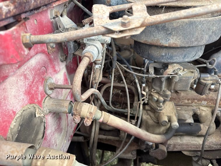 image for item EU6025 1948 Dodge flatbed truck