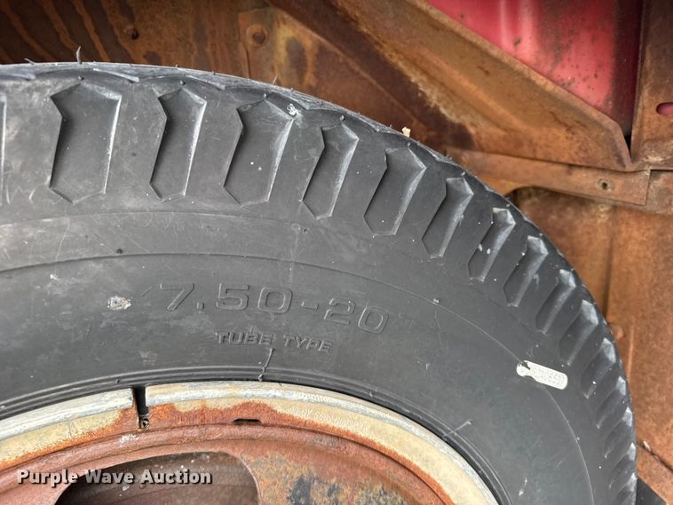 image for item EU6025 1948 Dodge flatbed truck