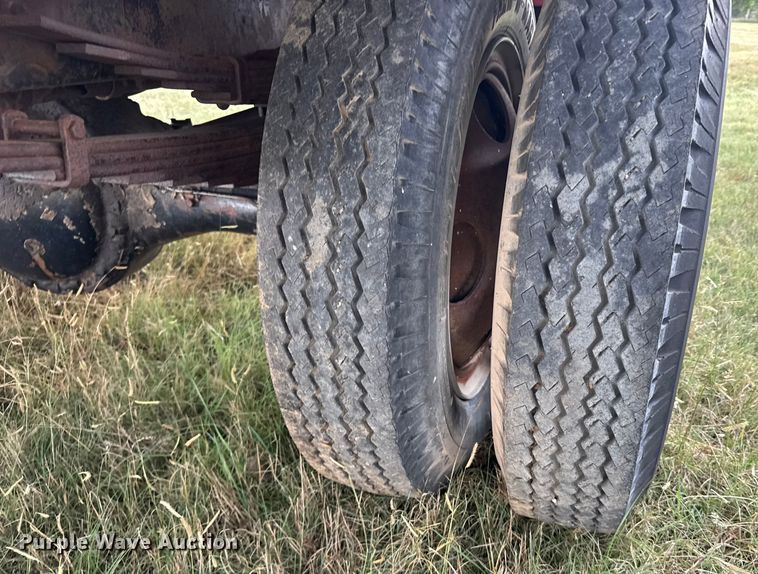 image for item EU6025 1948 Dodge flatbed truck