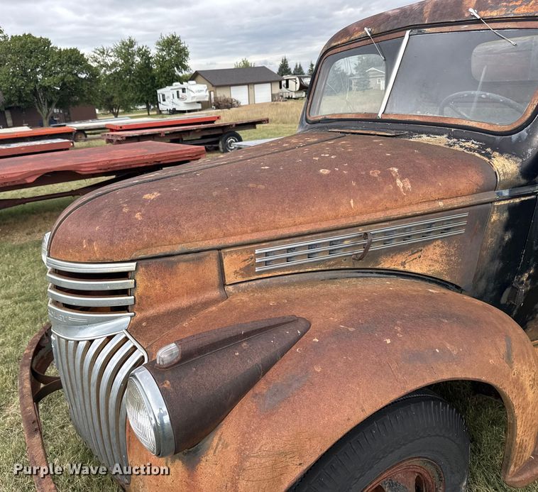 image for item EU6026 1946 Chevrolet flatbed truck