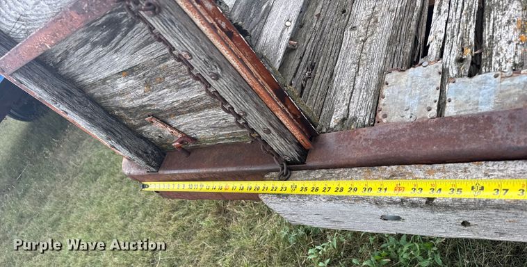 image for item EU6026 1946 Chevrolet flatbed truck