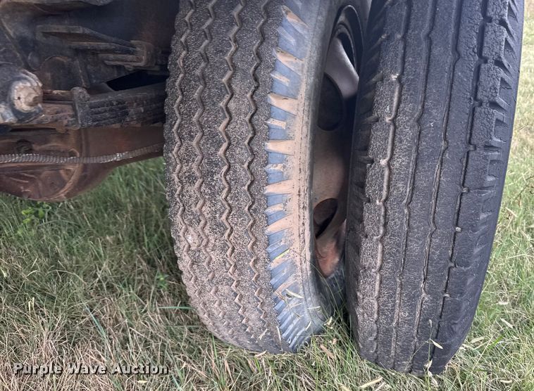 image for item EU6026 1946 Chevrolet flatbed truck