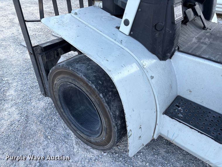 image for item EU7010 2016 UniCarriers PF80YLP forklift