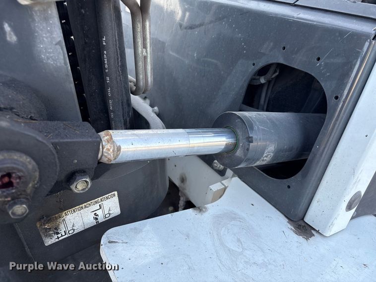 image for item EU7010 2016 UniCarriers PF80YLP forklift