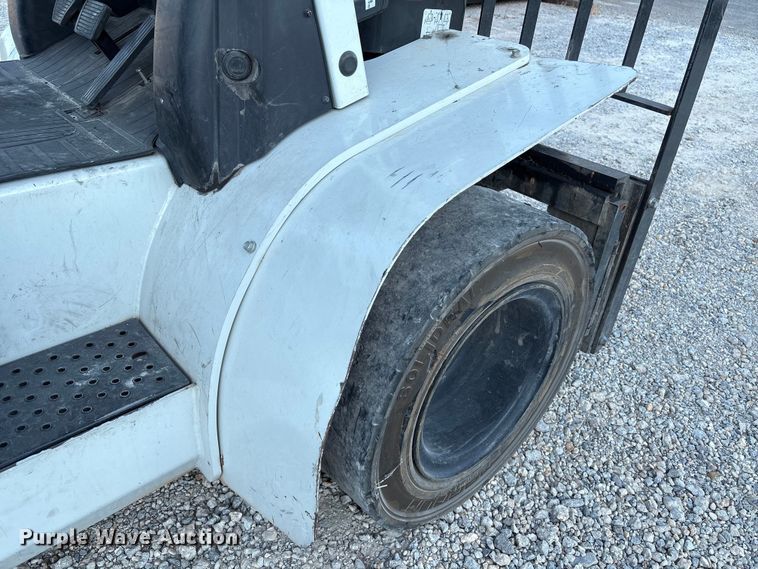 image for item EU7010 2016 UniCarriers PF80YLP forklift