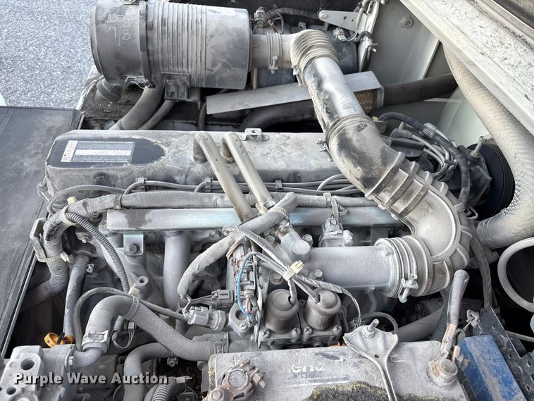 image for item EU7010 2016 UniCarriers PF80YLP forklift