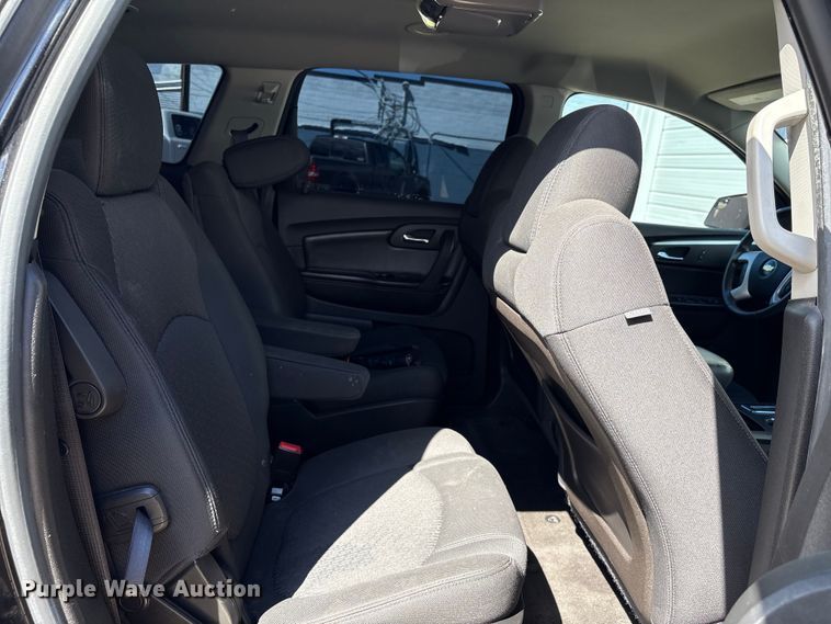 image for item EU7018 2011 Chevrolet Traverse SUV