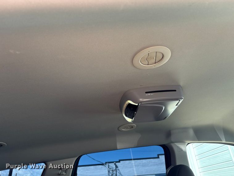 image for item EU7018 2011 Chevrolet Traverse SUV