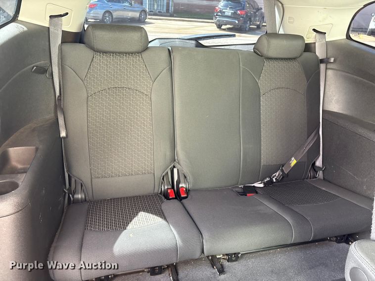 image for item EU7018 2011 Chevrolet Traverse SUV