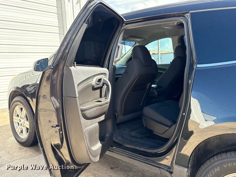 image for item EU7018 2011 Chevrolet Traverse SUV